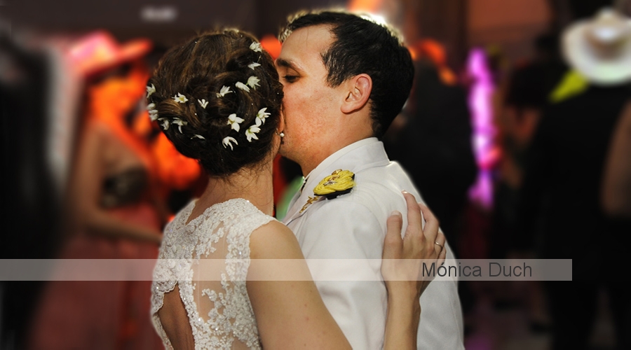 TOCADO DE NOVIA en flores naturales